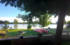 QUINSAC - beautiful character stone house of 160 m² with exceptional view of the river