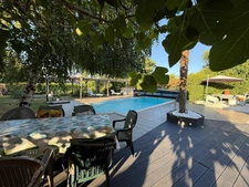 BIGANOS – Sought-after VIGNEAU district – Elegant 190 sq m property on a magnificent 2,370 sq m landscaped plot with swimming pool, outbuilding and double garage