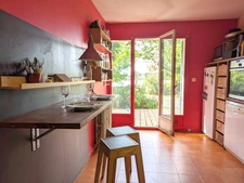QUINSAC - beautiful character stone house of 160 m² with exceptional view of the river