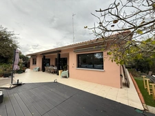 BIGANOS – Sought-after VIGNEAU district – Elegant 190 sq m property on a magnificent 2,370 sq m landscaped plot with swimming pool, outbuilding and double garage