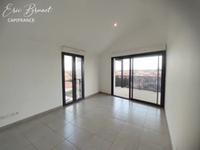 La Teste-de-Buch – Exceptional apartment in the heart of the city with a double terrace of 43 m² - a closed garage and 2 parking spaces