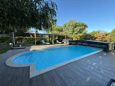 BIGANOS – Sought-after VIGNEAU district – Elegant 190 sq m property on a magnificent 2,370 sq m landscaped plot with swimming pool, outbuilding and double garage