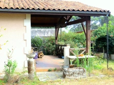 LANTON (CASSY area) - single-story house - one bedroom and an office - in a quiet area