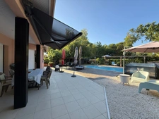 BIGANOS – Sought-after VIGNEAU district – Elegant 190 sq m property on a magnificent 2,370 sq m landscaped plot with swimming pool, outbuilding and double garage