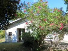 LANTON - maison 3 chambres avec garage et annexes