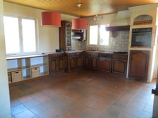 LANTON (CASSY area) - single-story house - one bedroom and an office - in a quiet area