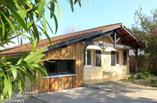 LA TESTE DE BUCH - 4 bedroom house + 1 office - quiet location on 990 m² of land
