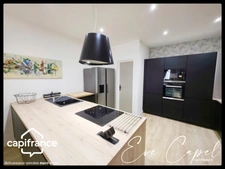 House for sale 4 rooms PEZENAS (34), Historic Heart near Place de la République - Completely renovated + Garage for rent