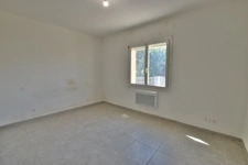 Maison à vendre 4 pièces ,double garage et veranda AGDE (34)