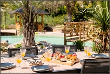 Villa d’exception avec lagon privé et pool house – Un air de Bali à 15 min de Pézenas