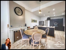 House for sale 4 rooms PEZENAS (34), Historic Heart near Place de la République - Completely renovated + Garage for rent