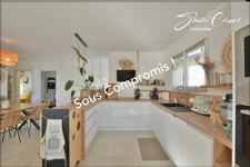 Maison à vendre 4 pièces ,piscine garage et jardin ROUJAN (34)