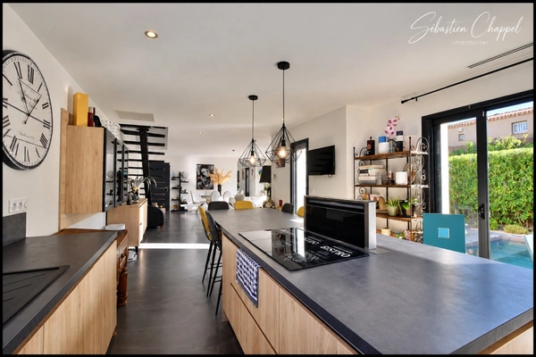  MONTBLANC – VILLA CONTEMPORAINE DE 2018 AVEC PISCINE ET PRESTATIONS HAUT DE GAMME