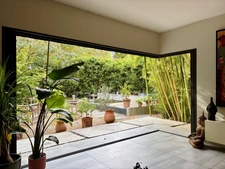 Exceptional winemaker's villa 15 minutes from Béziers