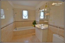 Maison à vendre 5 pièces CRUZY Garage et piscine  (34)