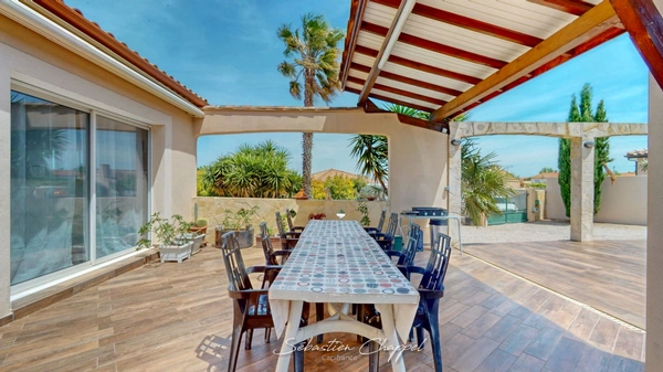 Maison à vendre 10 pièces proche de PEZENAS (34)