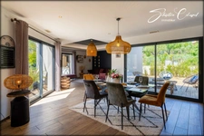 Villa d’exception avec lagon privé et pool house – Un air de Bali à 15 min de Pézenas