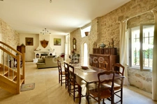 Bouches-du-Rhône department (13), for sale in TARASCON: 6-room house of 300 m² - Land of 2558 m² 