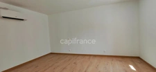5-room apartment for sale in EYRAGUES (13)
