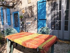 Maison en pierre de caractère au Sambuc – 3 chambres, terrasse et charme authentique en Camargue