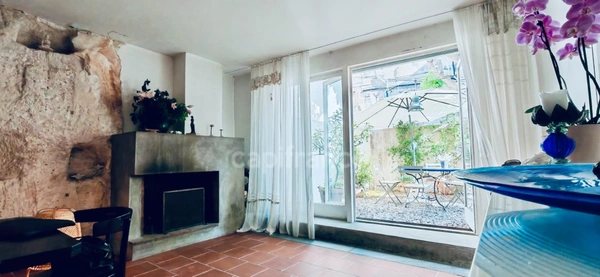 Maison à vendre 5 pièces FONTVIEILLE (13)