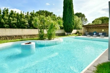 Bouches-du-Rhône department (13), for sale in TARASCON: 6-room house of 300 m² - Land of 2558 m² 