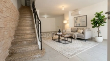 5-room apartment for sale in EYRAGUES (13)