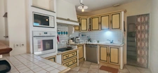 Single-storey house for sale, 4 rooms, FONTVIEILLE (13)
