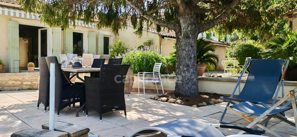 Maison à vendre 5 pièces FONTVIEILLE (13)