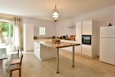 Bouches-du-Rhône department (13), for sale in TARASCON: 6-room house of 300 m² - Land of 2558 m² 