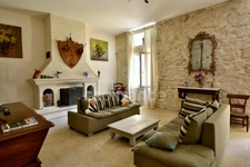 Bouches-du-Rhône department (13), for sale in TARASCON: 6-room house of 300 m² - Land of 2558 m² 