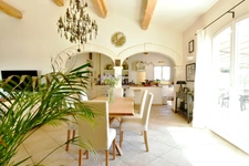 Maison à vendre 5 pièces FONTVIEILLE (13)