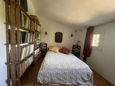 Maison en pierre de caractère au Sambuc – 3 chambres, terrasse et charme authentique en Camargue