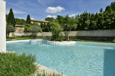 Bouches-du-Rhône department (13), for sale in TARASCON: 6-room house of 300 m² - Land of 2558 m² 