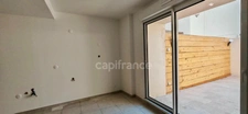 5-room apartment for sale in EYRAGUES (13)