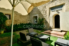 Bouches-du-Rhône department (13), for sale in TARASCON: 6-room house of 300 m² - Land of 2558 m² 