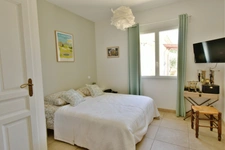 House for sale, 5 rooms, FONTVIEILLE (13)