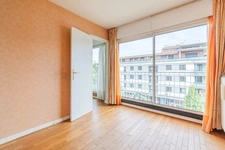 Saint-Cloud - Pasteur district - 85m² - 3 bedrooms - Terrace