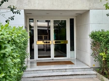 Saint-Cloud - Pasteur district - 85m² - 3 bedrooms - Terrace
