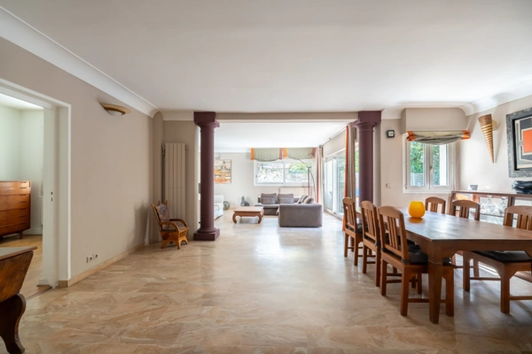 Saint-Cloud - Quartier Montretout – Maison familiale  – 192 m² 