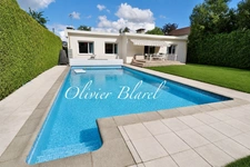 La Celle-Saint-Cloud – Villa familiale avec piscine – Parcelle de 967 m² – Gare à 3 minutes à pied