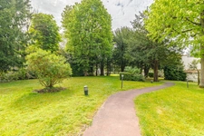 Saint-Cloud - Pasteur district - 85m² - 3 bedrooms - Terrace