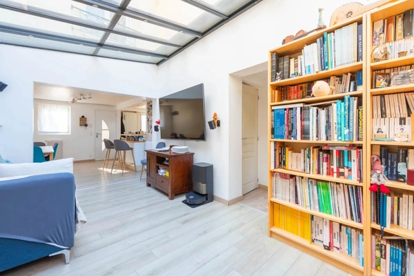 Rueil-Malmaison – Quartier des Coteaux – Maison familiale rénovée – 4 chambres – 105 m²