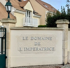 For sale in Rueil-Malmaison – Buzenval district – 190m² family home with 5 bedrooms in a private estate 