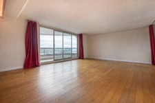 PUTEAUX, Seine riverfront, 5 rooms, 139 m² 