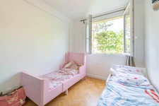 Saint-Cloud - Quartier Val d’Or - 71m² rénové - 3 chambres - Balcon - Gare 4mn