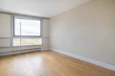 PUTEAUX, Seine riverfront, 5 rooms, 139 m² 