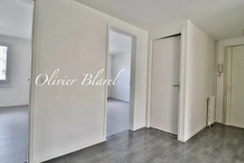 A vendre Le Plessis Robinson - 69m² rénové - 2 chambres - Balcon - Box - Gare 10mn
