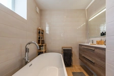 For Sale Garches (92) - 110m² renovated - 3 bedrooms - Balcony 