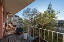 For Sale Garches (92) - 110m² renovated - 3 bedrooms - Balcony 